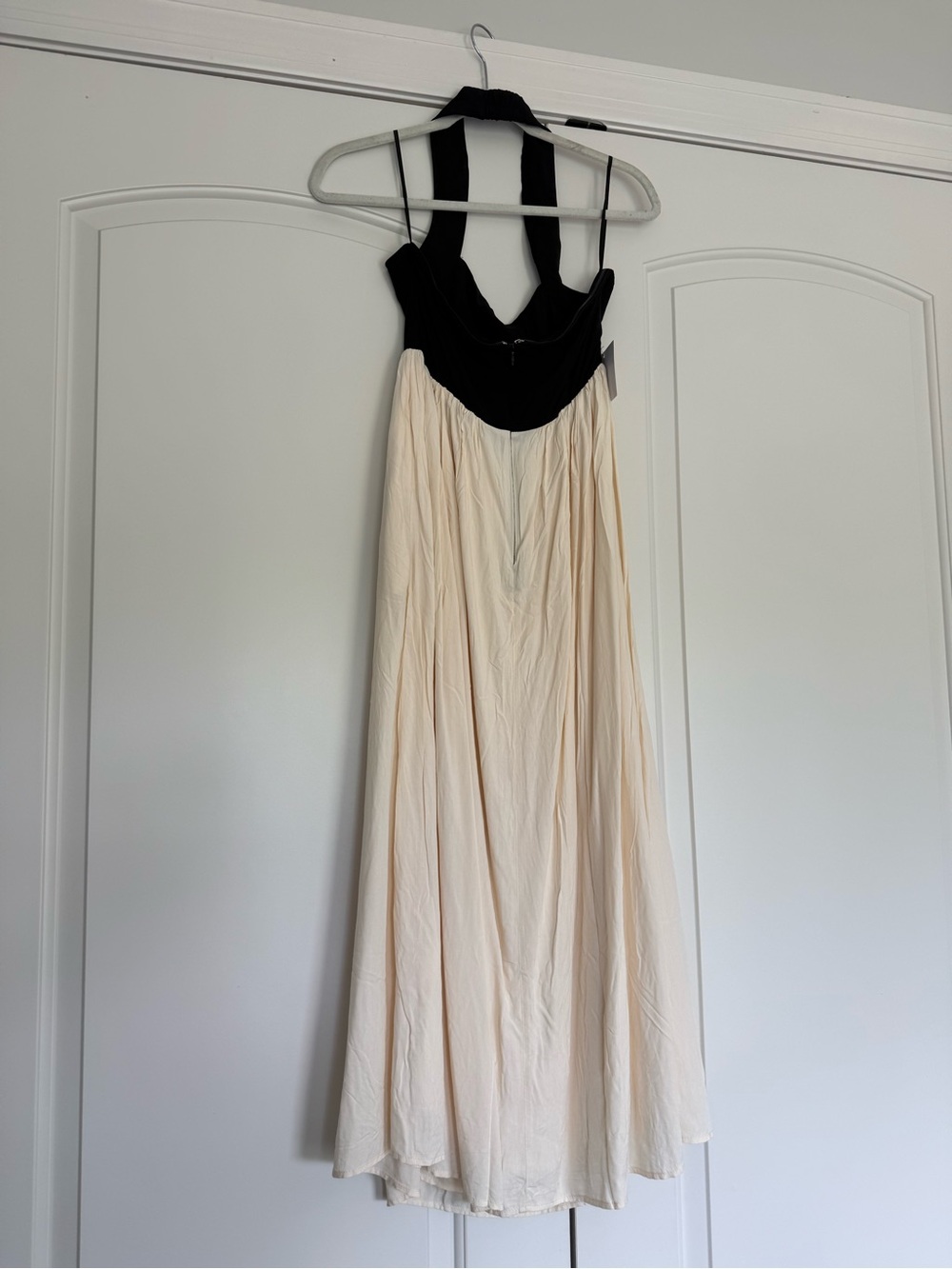 Petal & Pup Black and Cream Halter Maxi Dress - Picture 12 of 12